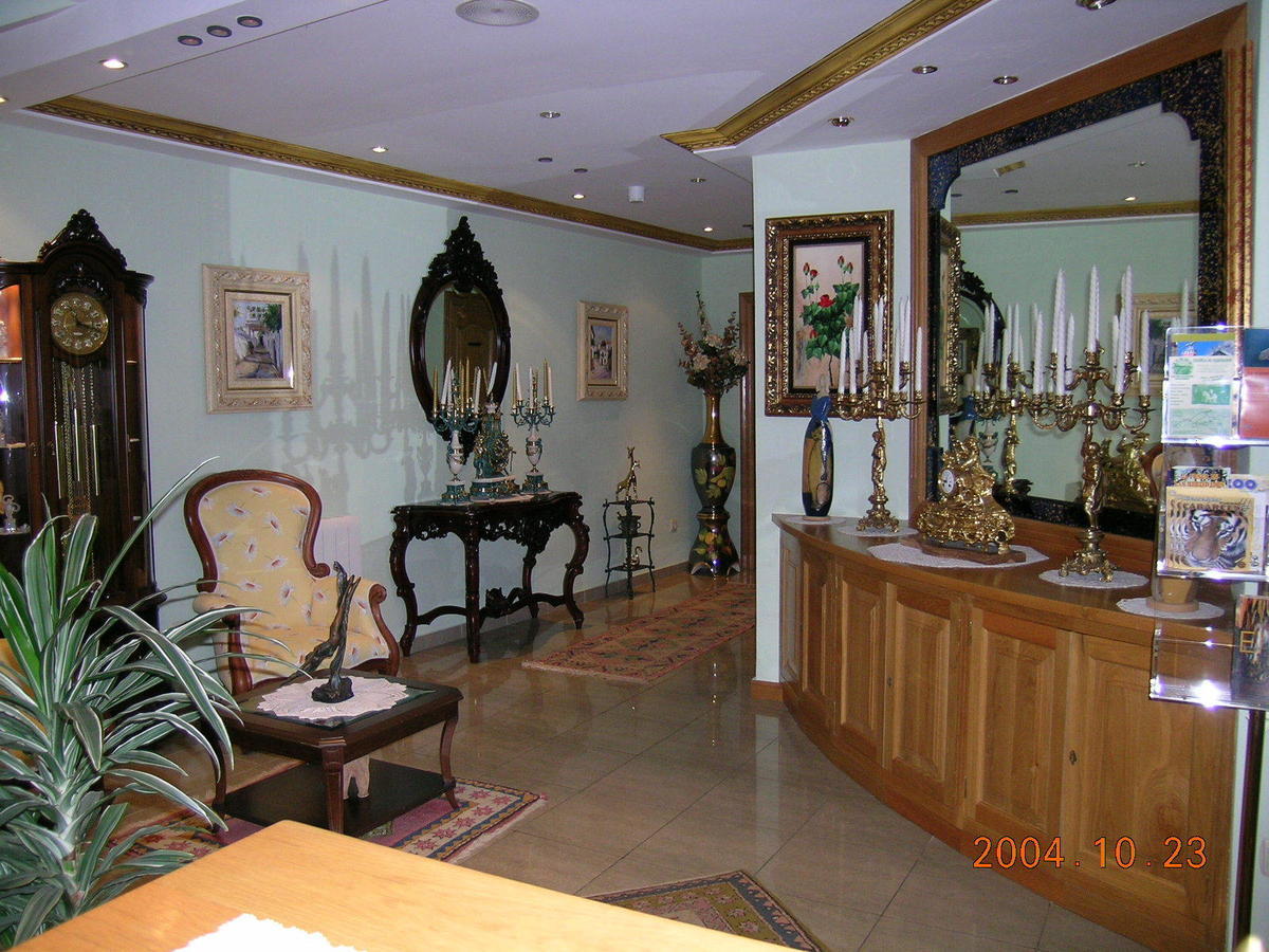 Hotel De Borlena Luaran gambar